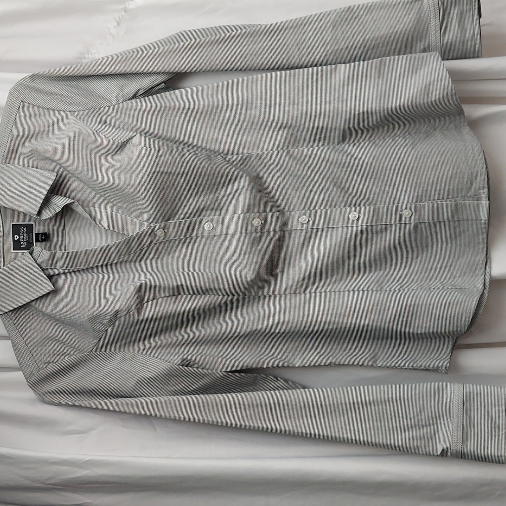 Express The Essential Shirt Tailored Long Sleeve Button Down